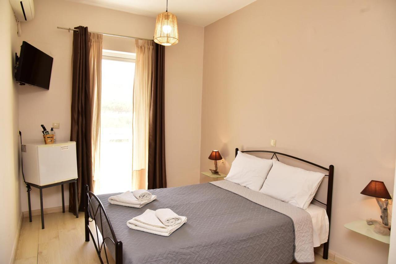 Rooms Kochilas 埃拉福尼西岛 外观 照片